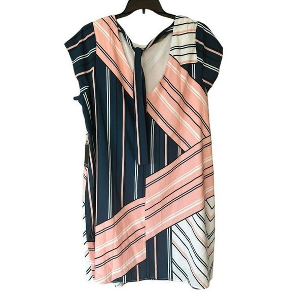 New with Tags Eloquii Pink Navy Short Sleeve Shift Dress Womens Plus 22 - Picture 2 of 4